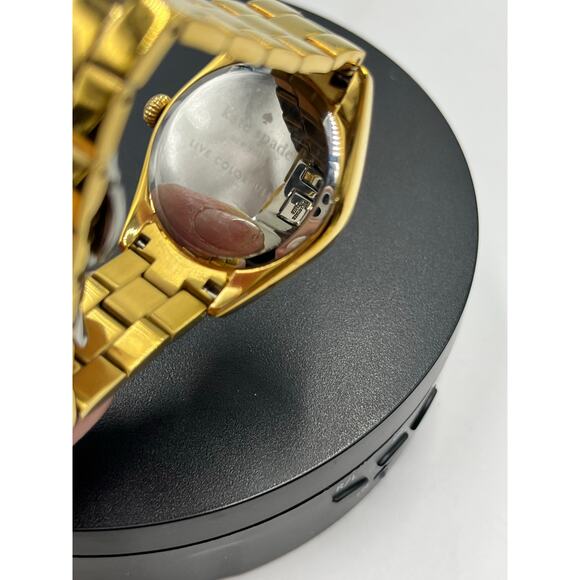 Kate Spade New York 0027
Women's Gold Stainless Steel
Analog Seaport Watch EY582 - Picture 5 of 11